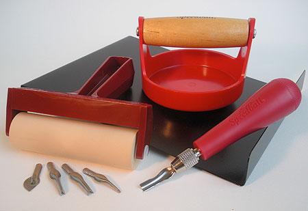 I'm ready to upgrade from my speedball carving tools, any recommendations?  : r/printmaking